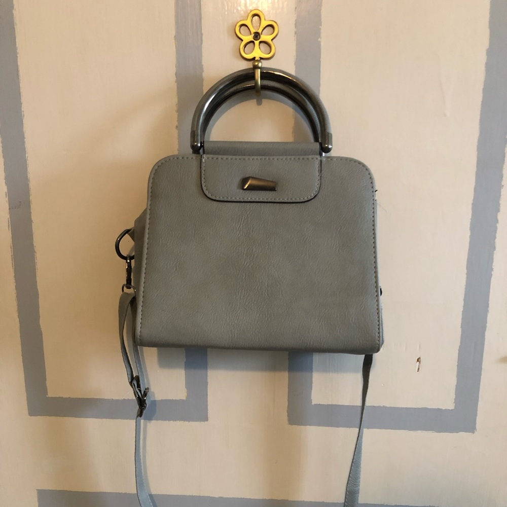 Gray adjustable body bag